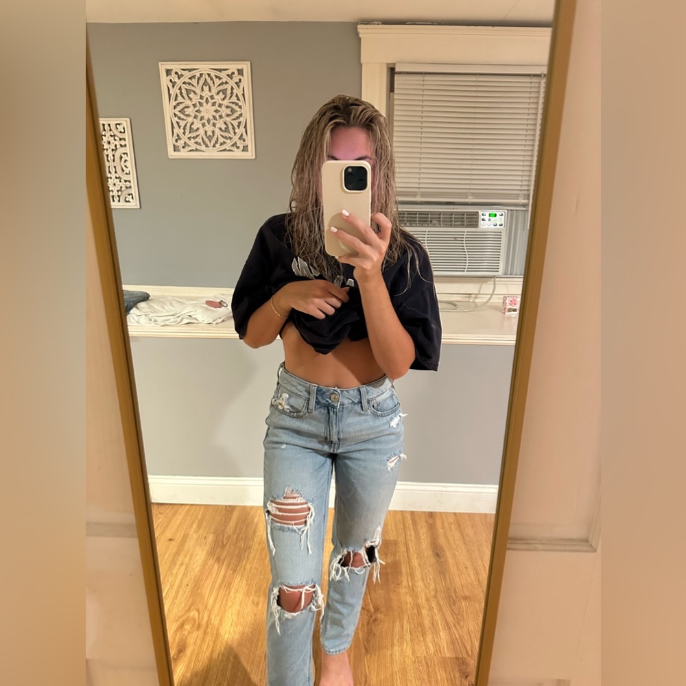 American Eagle Mom Jeans